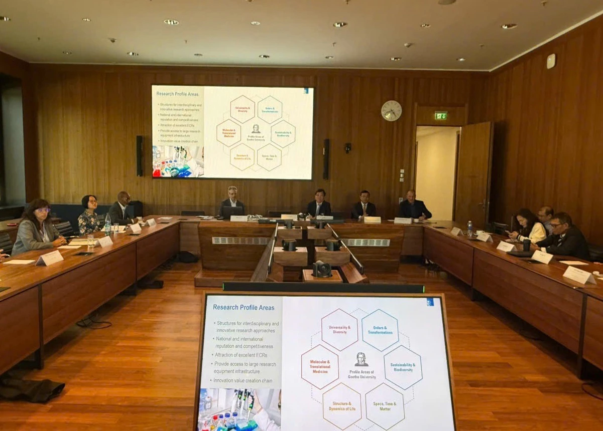 tt-phuc-tai-duc1.jpg