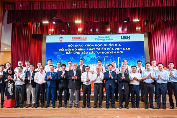 Hội thảo có sự tham dự của gần 300 đại biểu. Ảnh: Thành Đạt (Báo Nhân Dân).
