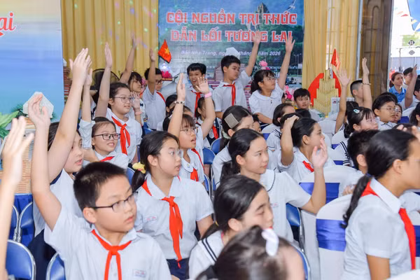 Học sinh Trường Tiểu học Lộc Thọ, Khánh Hòa