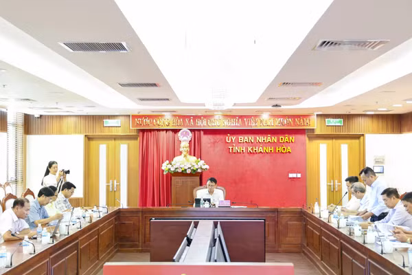  Phó Chủ tịch UBND tỉnh Khánh Hòa Nguyễn Thanh Hà chủ trì cuộc họp về “Đề án Phát triển kinh tế tập thể trong nông nghiệp trên địa bàn tỉnh giai đoạn 2026 - 2030”.