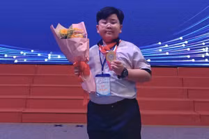 Cáp Hoàng Dũng, học sinh lớp 6A2, Trường Trung học Thực hành Sài Gòn. Ảnh: NVCC