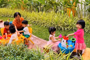 Giờ hoạt động của trẻ Trường Mầm non Nam Sài Gòn (TPHCM). Ảnh: MA