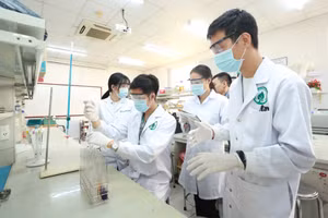 Sinh viên Trường Đại học Quốc tế (Đại học Quốc gia TPHCM). Ảnh: NTCC