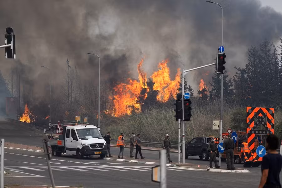 Cháy rừng dữ dội ở Israel. Ảnh: Reuters.