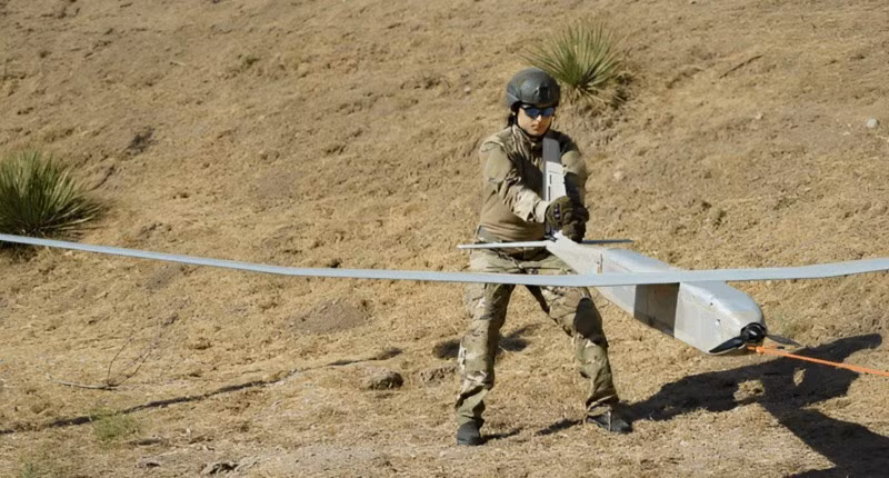 drone-puma-le-co-mat-moi-giup-vuot-nhieu-gps-day-an-tuong-2.jpg