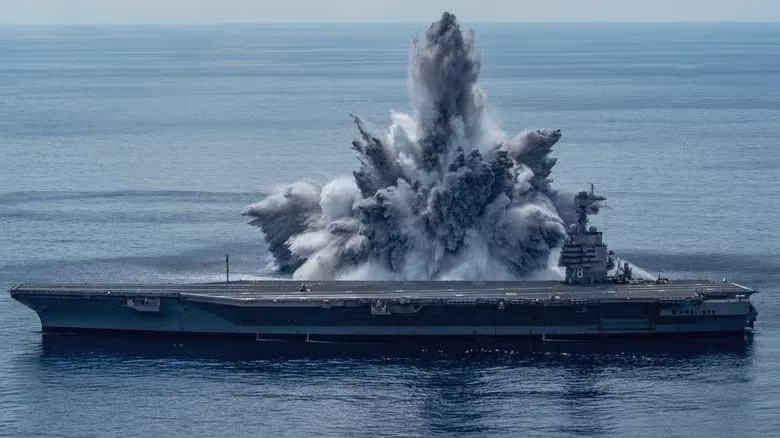 Tàu USS Gerald R. Ford đang trải qua thử nghiệm sốc - Hải quân Hoa Kỳ.