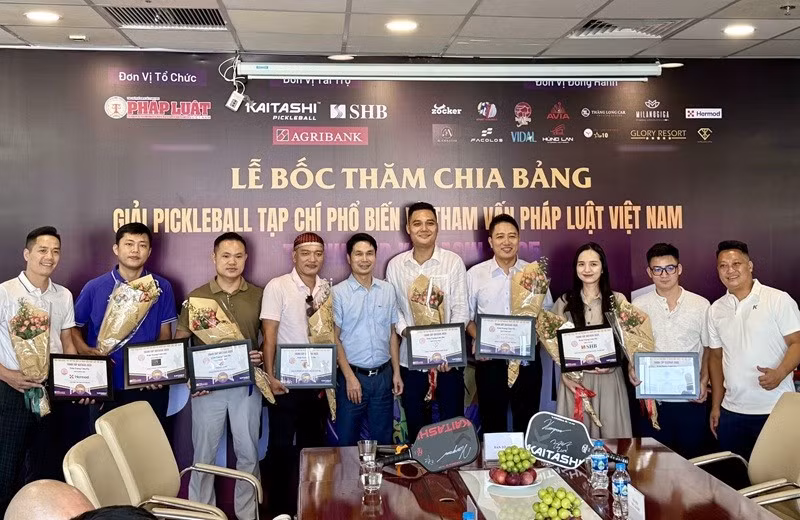 tap-chi-pho-bien-va-tham-van-phap-luat-viet-nam-tranh-cup-kaitashi-2025-3.jpg