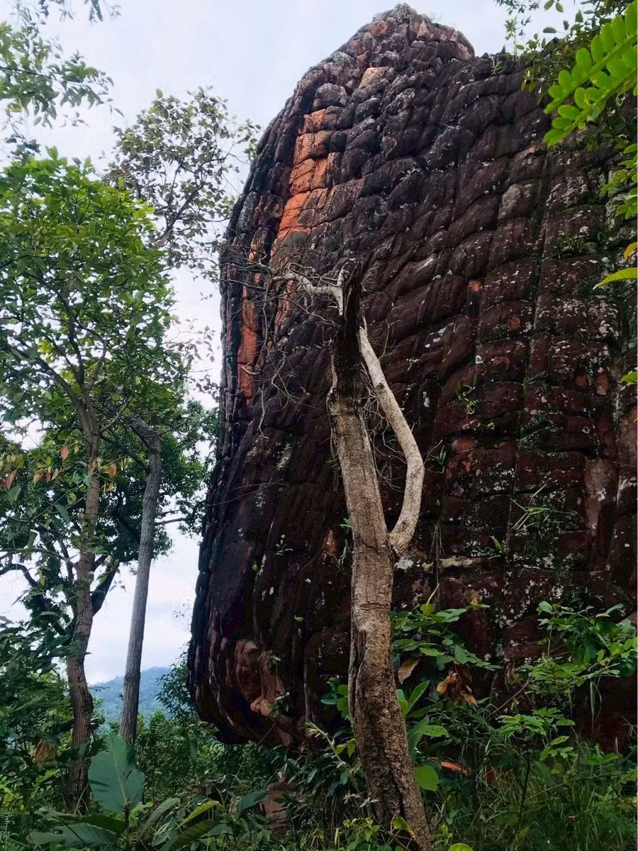 hang-dong-an-minh-2000-nam-voi-hinh-khac-ky-la-o-thai-lan-3.jpg