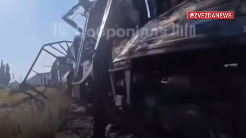 Đòn tấn công phá hủy tàu chở hàng quân sự ở Donetsk