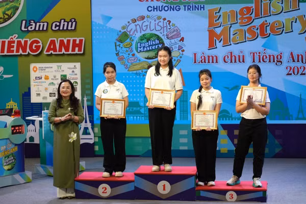 Tỏa sáng những tài năng tiếng Anh ở Quảng Trị