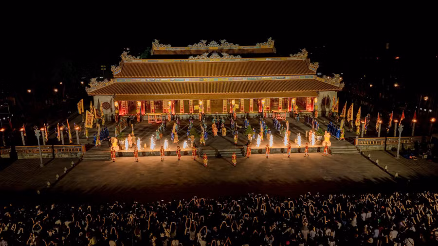 tiet-lo-loat-chuong-trinh-dac-sac-thuoc-festival-hue-17778547660191083019434.jpg