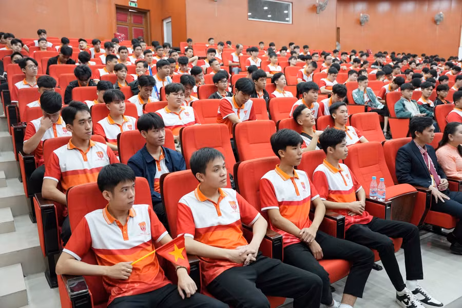 z5968674140507-86b5ccae677188438a654001109095fe-7726-3168.jpg