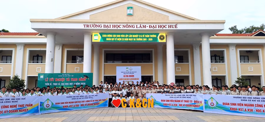 z8007782035280-6596ae9a2baca319d5da24efec641dc5.jpg