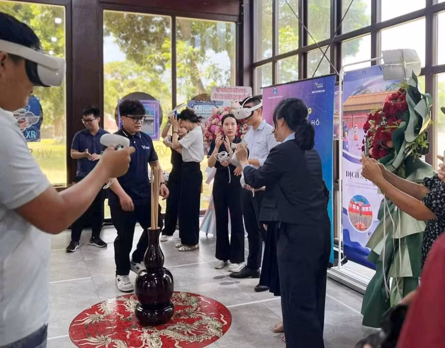 Thuc te ao 4.jpg