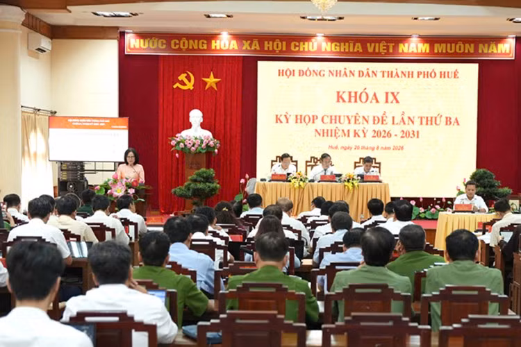Kỳ họp chuyên đề HĐND TP Huế lần thứ ba khóa IX nhiệm kỳ 2026-2031 thông qua nhiều quyết định quan trọng.