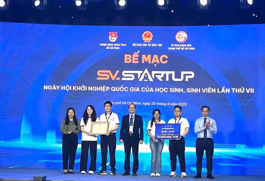 Dự án "MedVAR - Nền tảng nâng cao năng lực lâm sàng thông qua thực tế ảo" của sinh viên Đại học Huế đạt giải Nhì tại Ngày hội Khởi nghiệp quốc gia 2025.
