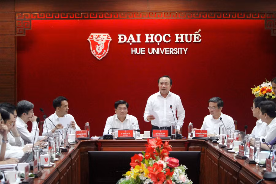 Bộ KH&CN làm việc với Đại học Huế và TP Huế về phát triển khoa học, công nghệ, đổi mới sáng tạo và chuyển đổi số. (Ảnh: Đại Dương)
