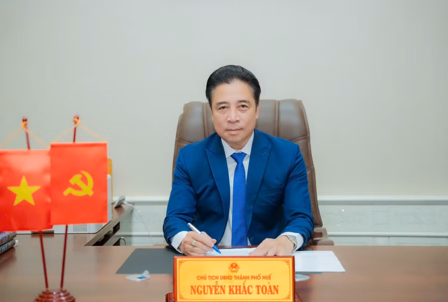 a1-tp-hue-khat-vong-vuon-minh-phat-trien-kinh-te-xa-hoi-huong-toi-dai-hoi-xiv-cua-dang.jpg