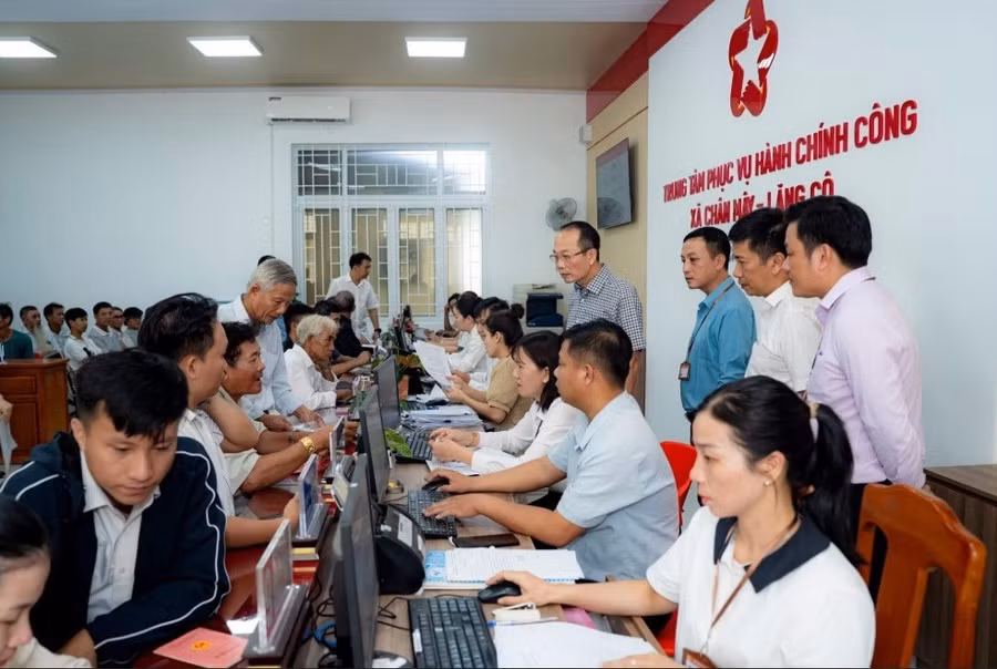 Lãnh đạo TP Huế kiểm tra hoạt động chính quyền 2 cấp tại xã Chân Mây - Lăng Cô.