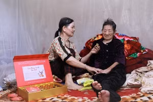 Mỗi ngày cô Hải cho mẹ dùng một viên Sâm nhung Đại bổ Tâm Bình.