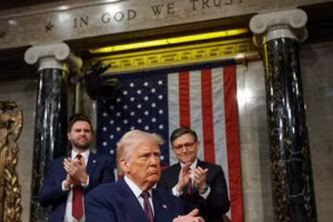 Đảng Cộng hòa yêu cầu ông Trump khôi phục viện trợ