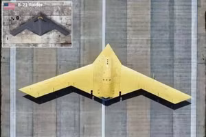 UAV tàng hình CH-7 Trung Quốc giống với oanh tạc cơ B-21 Raider đến kỳ lạ