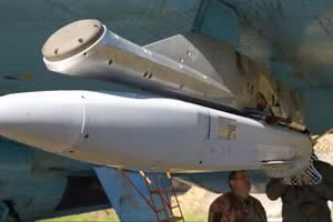Tên lửa mồi bẫy MALD lần đầu được tích hợp vào tiêm kích Su-27