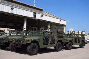 Mỹ tìm được đối tác mua hàng trăm chiếc HMMWV sau khi đã loại bỏ