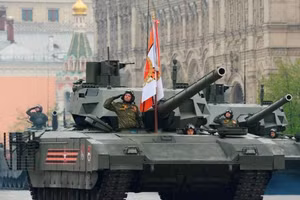 Xe tăng T-14 Armata đóng vai trò gì trong cuộc chiến tranh thời đại mới?