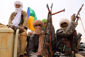 Những trận oanh tạc của Nga đánh bật phiến quân Tuareg khỏi thành phố Kidal