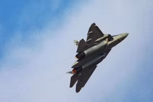 Tham mưu trưởng Không quân Ấn Độ nói về hợp đồng mua sắm Su-57