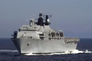 Anh xác nhận bán tàu tấn công đổ bộ HMS Bulwark cho đối tác quốc phòng đặc biệt