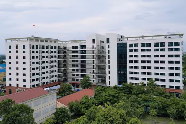 Trường Đại học Thành Đông khánh thành tổ hợp giảng đường, ký túc xá hiện đại