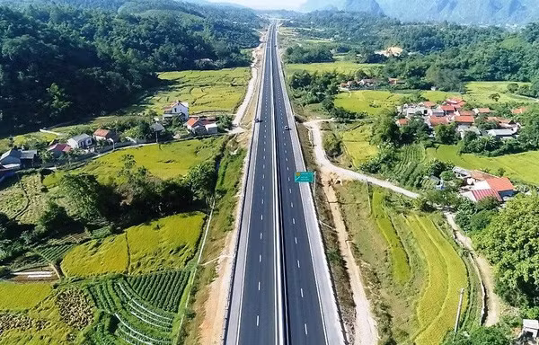 Tổ chức giao thông tạm dịp Tết trên hai cao tốc qua Cao Bằng, Lạng Sơn