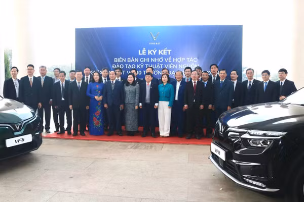 Trường Đại học Thành Đông đồng hành chiến lược phát triển nhân lực STEM