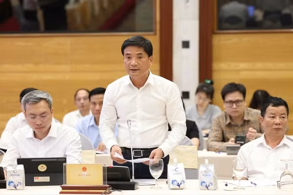 Chánh văn phòng Bộ Xây dựng Lâm Văn Hòa thông tin về vấn đề thúc đẩy phát triển nhà ở cho thuê 