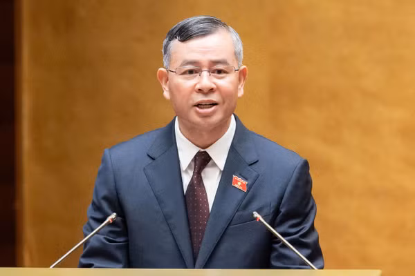 Bộ trưởng Bộ Tài chính Ngô Văn Tuấn.