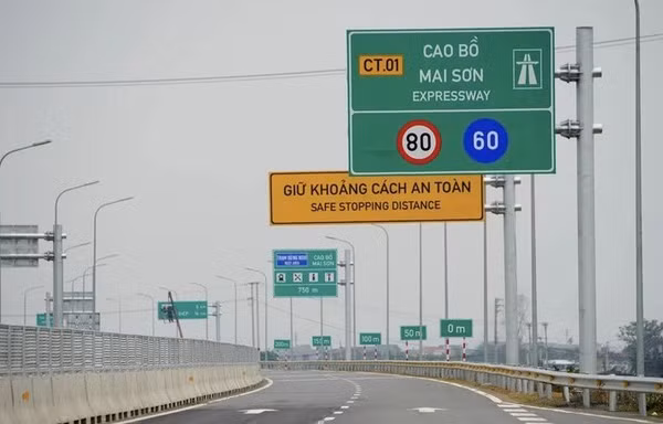 Đề xuất mở rộng 18 đoạn tuyến cao tốc Bắc-Nam 4 làn xe hạn chế lên 6 làn xe