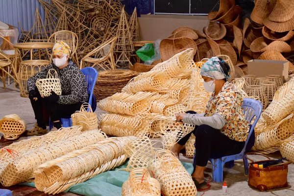 Bất ngờ sản phẩm quê mùa ở làng được người Tây vô cùng ưa chuộng