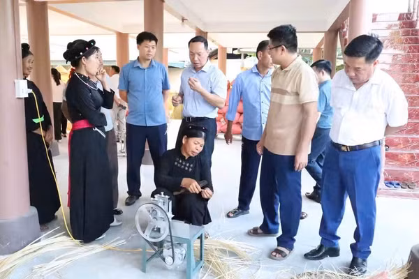 Các địa phương tại Tuyên Quang đưa nghề về gần với người dân.