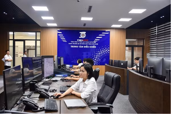 Hệ thống điện Thủ đô căng mình trong đợt nắng nóng kỷ lục