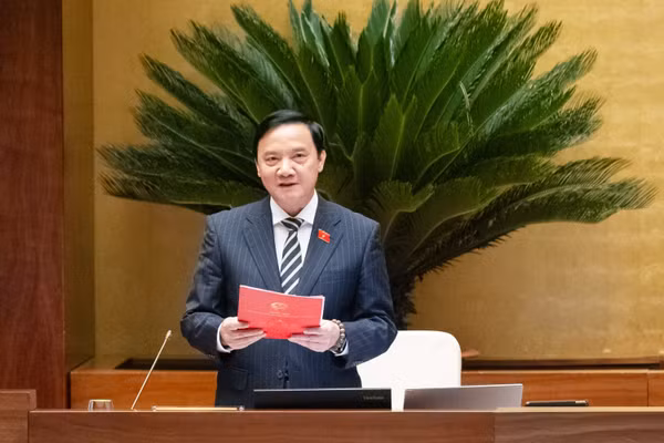 Phó Chủ tịch Quốc hội Nguyễn Khắc Định.