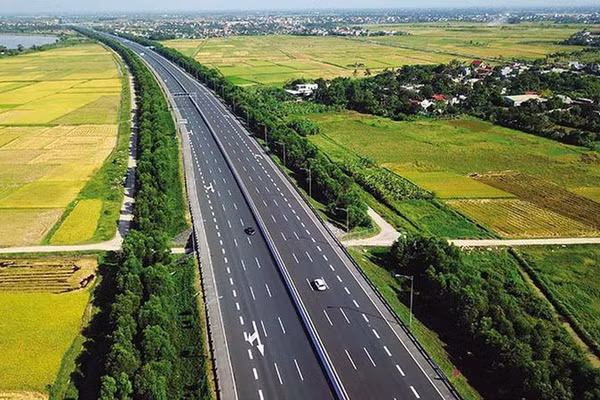 Hoàn thành 3.345 km cao tốc vào cuối năm 2025