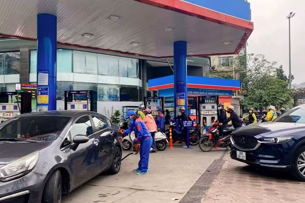 Không để gián đoạn nguồn cung xăng E10 trên thị trường