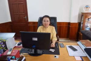 Bà Hoàng Tuyết Ban.