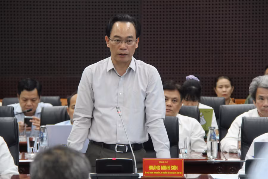 bo-truong-lam-viec-ubnd-tp-dn.jpg