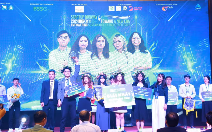 Dự án Botanical Inks - Mực thực vật đạt giải Nhất cuộc thi Startup Runway 2024