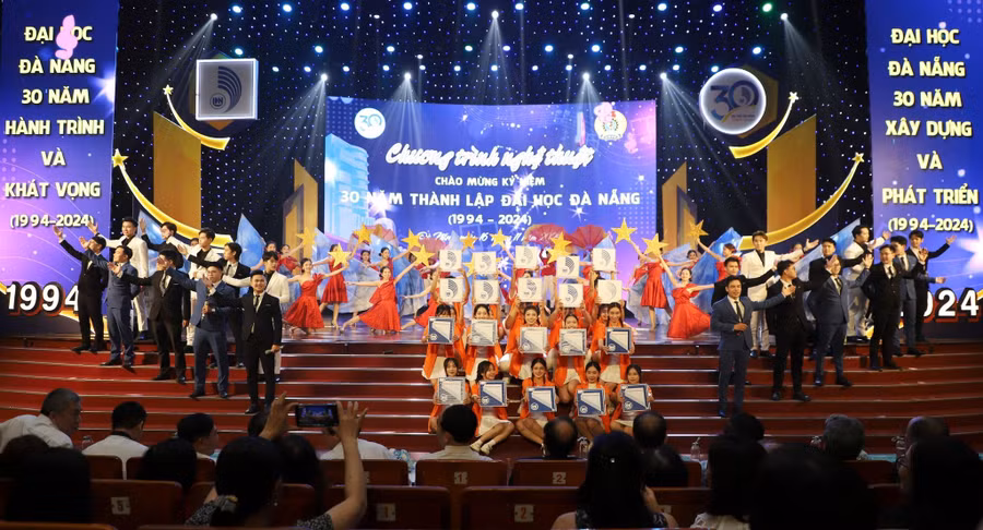 truong-dai-hoc-kinh-te-da-nang.jpg