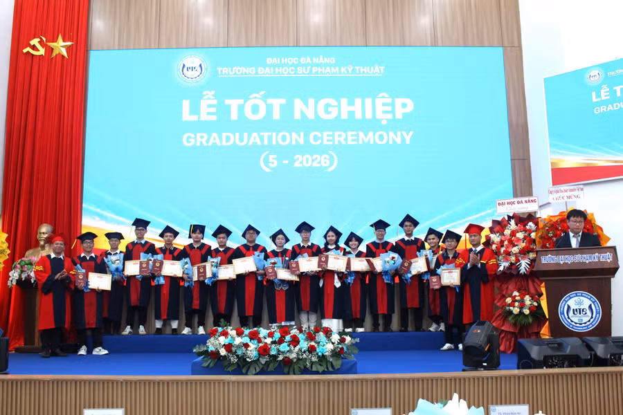 Lễ trao bằng tốt nghiệp đợt 1 năm 2026 của Trường Đại học Sư phạm Kỹ thuật - Đại học Đà Nẵng.