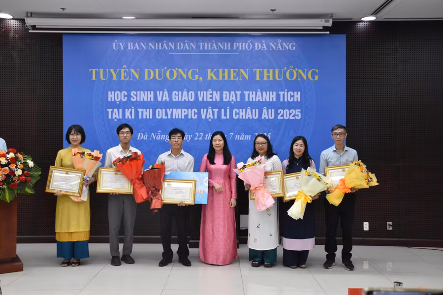 truong-thpt-chuyen-le-quy-don.jpg